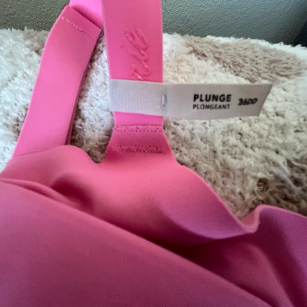 Aerie NEW SMOOTHEZ Unlined Bra 36DD - Picture 3 of 9